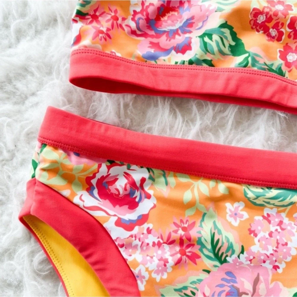 Lovers + Friends Floral Bandeau Bikini Set Size small - Picture 6 of 8